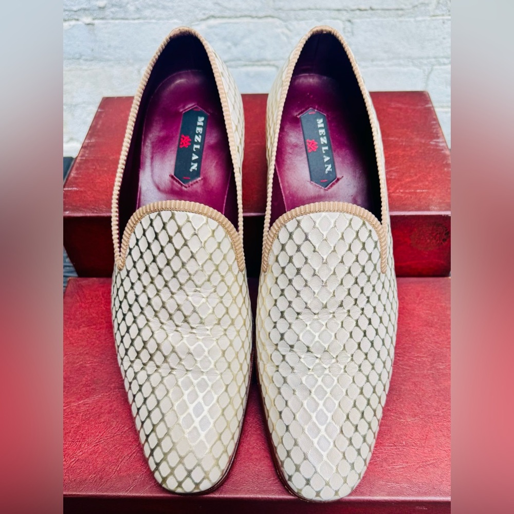 MEZLAN Hilbert Leather Slip-On Loafers - Picture 3 of 7